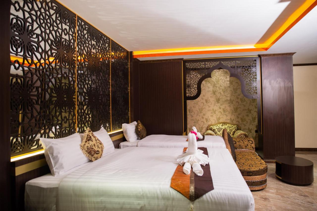 Bab Alhara Hotel Patong Luaran gambar