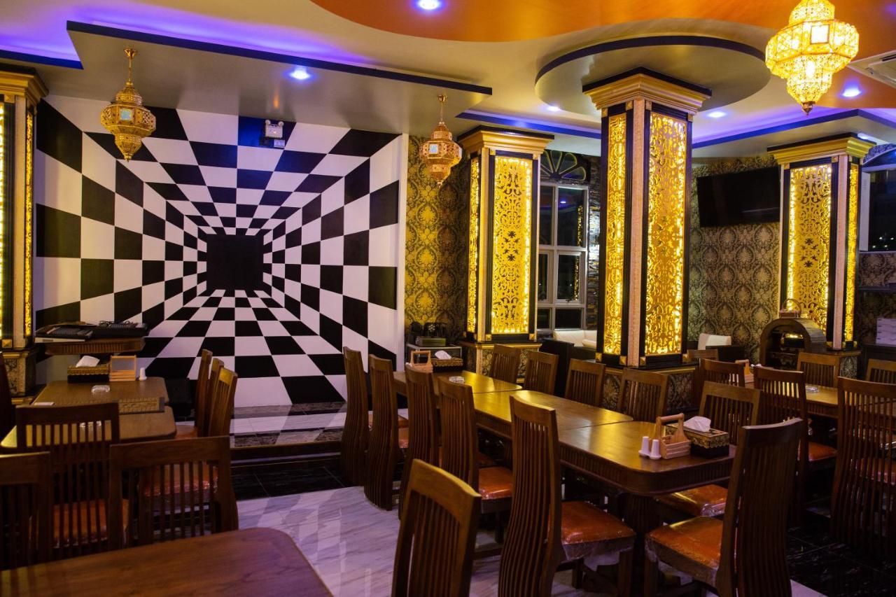 Bab Alhara Hotel Patong Luaran gambar