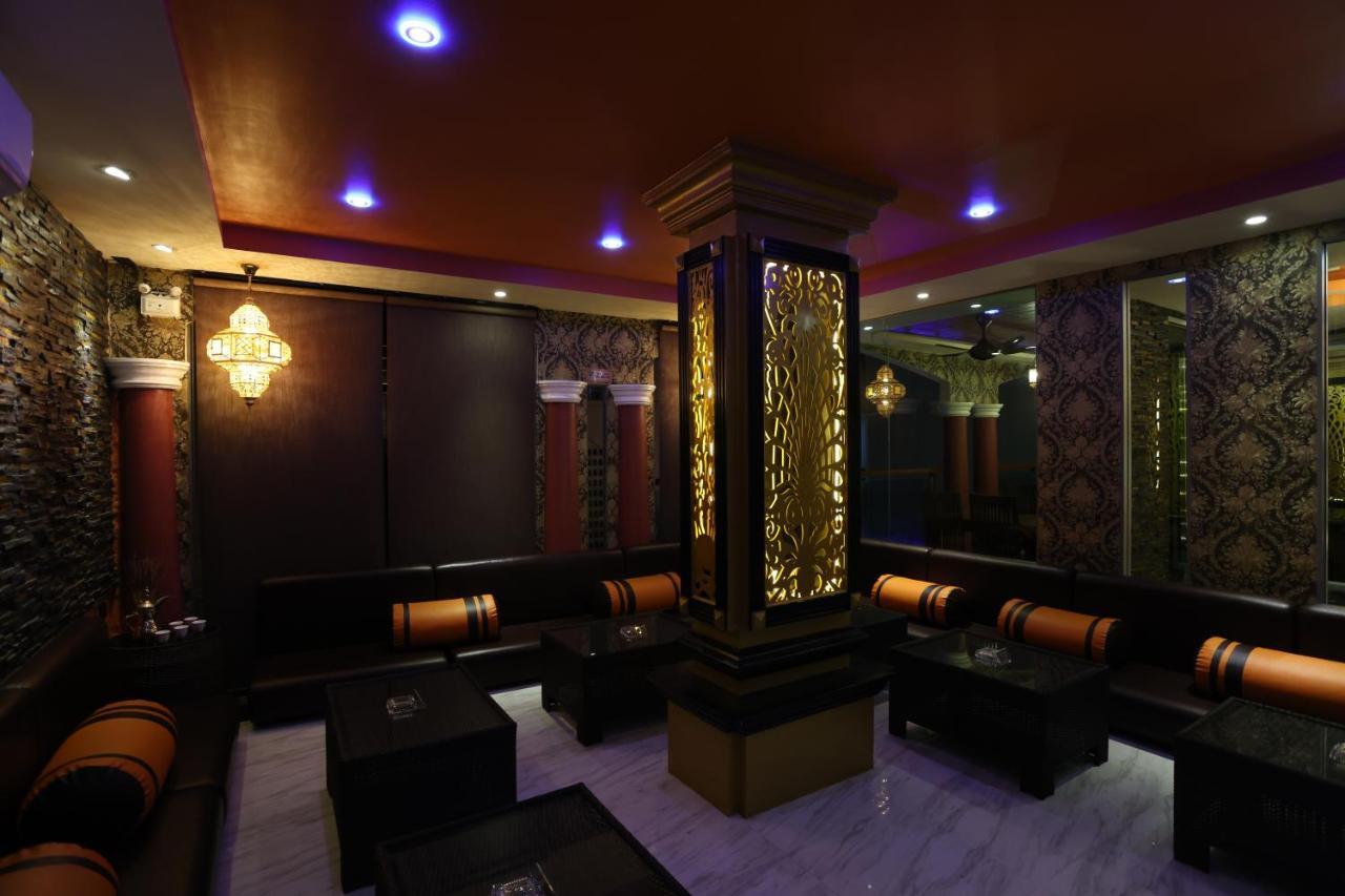Bab Alhara Hotel Patong Luaran gambar