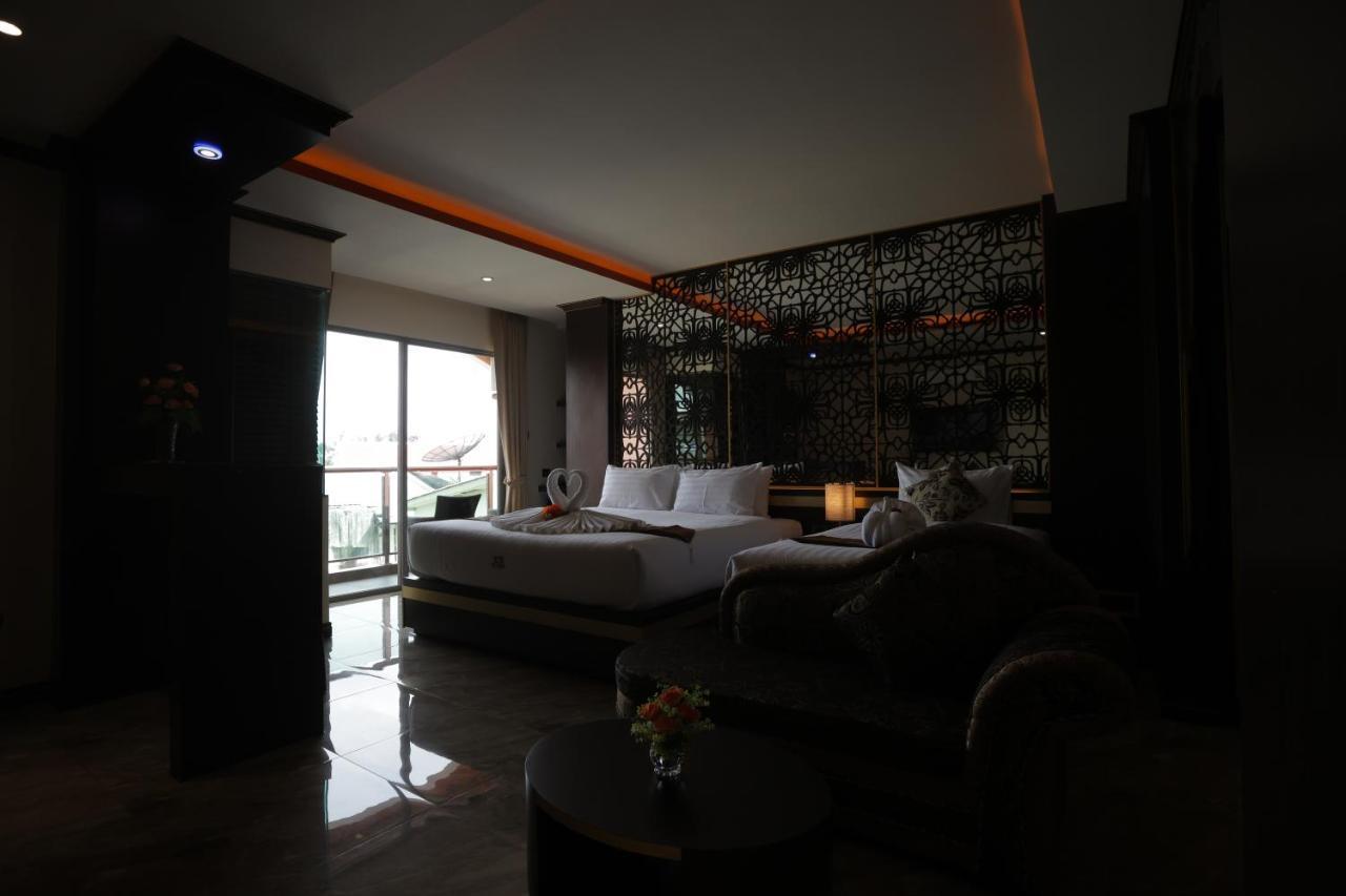 Bab Alhara Hotel Patong Luaran gambar