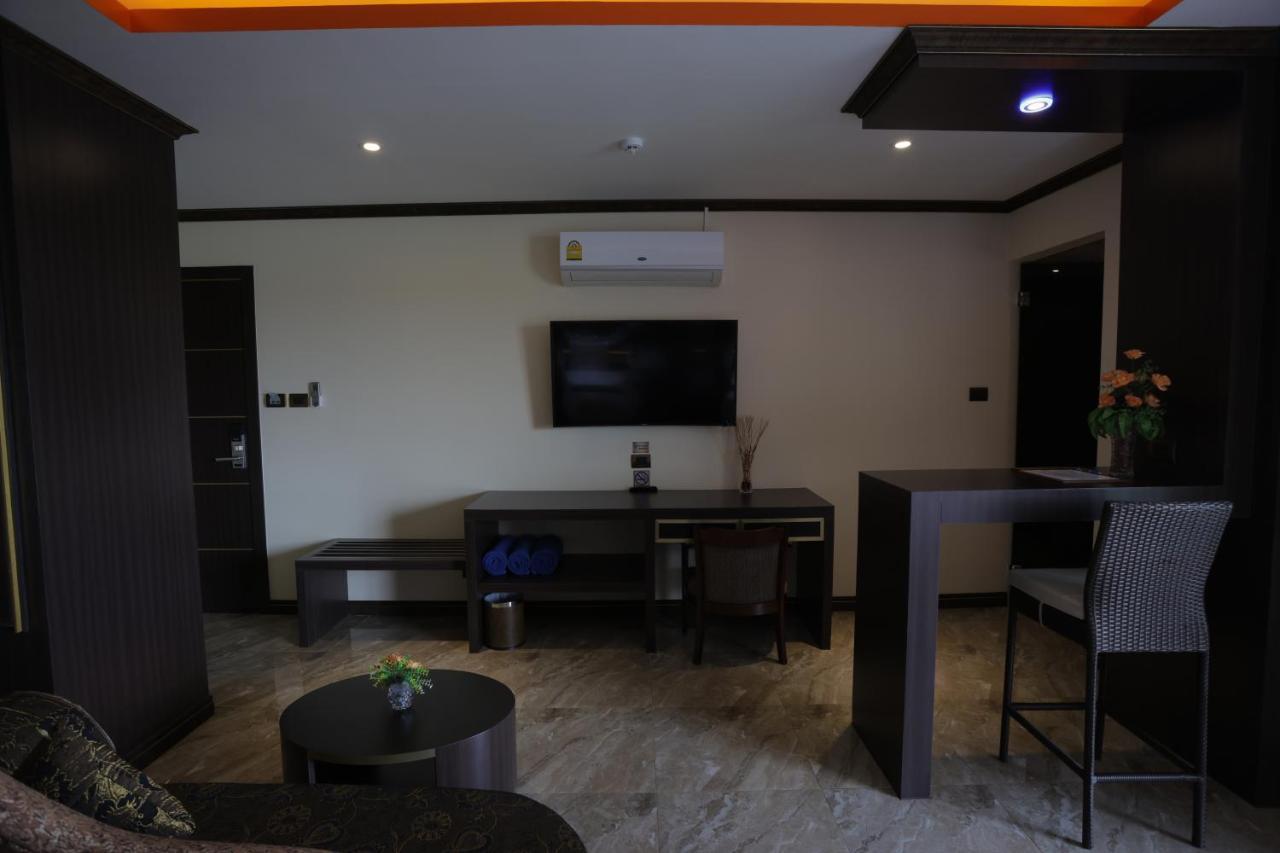 Bab Alhara Hotel Patong Luaran gambar